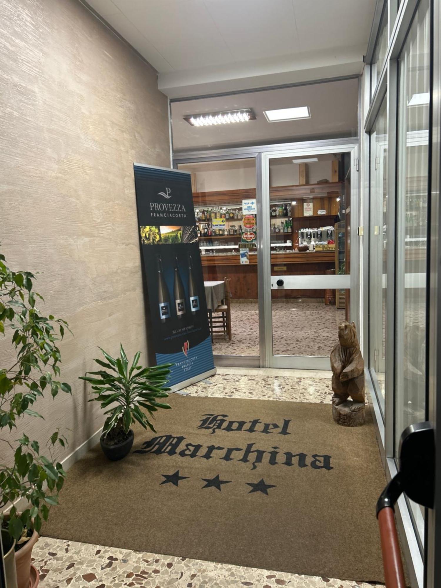 Hotel Marchina Brescia Bagian luar foto